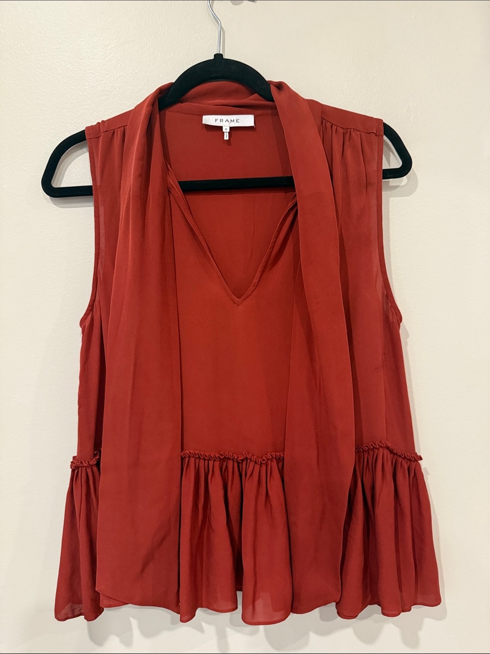 FRAME 100% Silk Rust Red Sleeveless Tie-Neck Blouse
